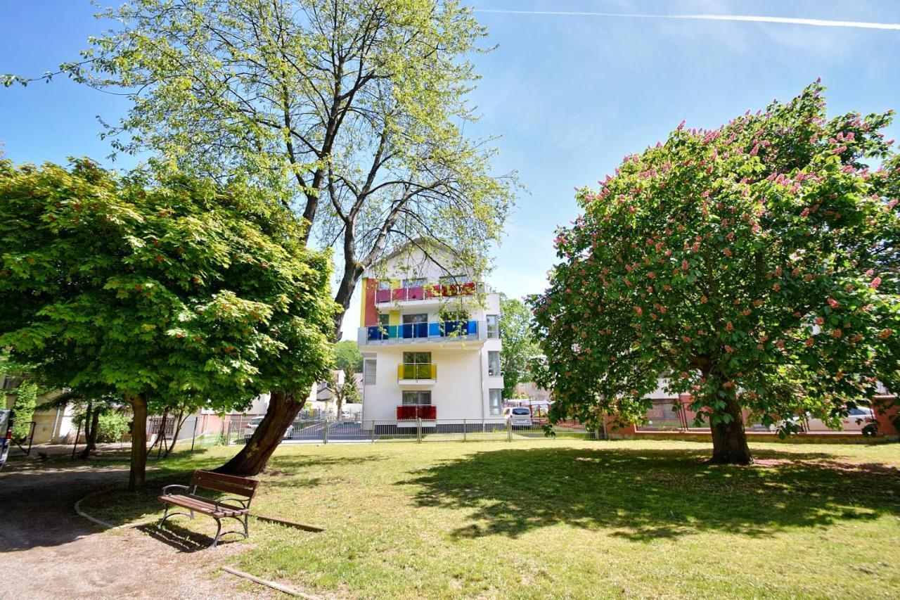 Sea-View Apartamenty Kolorowe Balkony Мендзиздрое Екстериор снимка